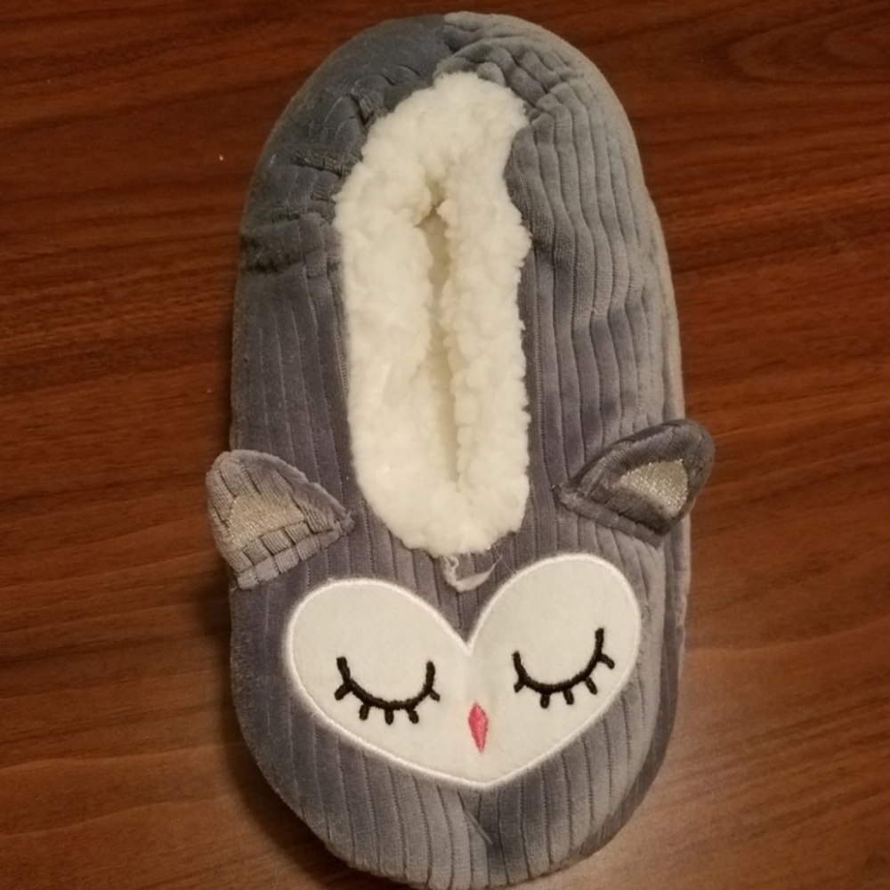 NWT! Fuzzy Babba Owl slipper socks Size 5.5-7.5